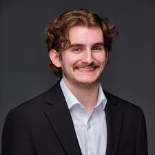 Trevor Simpson's Instagram, Twitter & Facebook