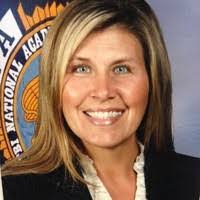 Melissa Overton's Instagram, Twitter & Facebook