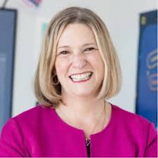 Yesterday afternoon, I gathered with dedicated community leaders of  Hamilton County to sign the Hamilton Pay Equity Commitment.