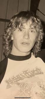 Hallie Hansen's Instagram, Twitter & Facebook