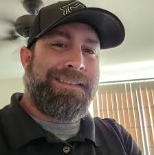 Mike Piazza hits a go ahead home run in the eight inning in the Mets first  home game after 9-11