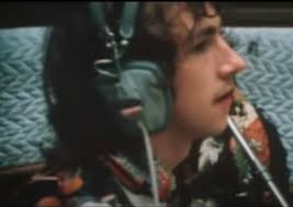 How loose were Jimi Hendrix recording sessions by 1968? So loose that  Hendrix manager Chas Chandler quit producing Experience recordings. (He  didn't like the lack of focus.) But they were also loose