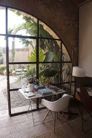 Hotel Les Hamaques A Gerone Interieurs D Hotel Maison Earthship Et Interieur Maison Design