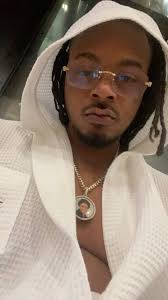 I just know how to move it’s all love when I’m being distant ‼️