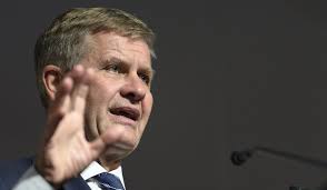 China flexes its economic muscles to push green finance