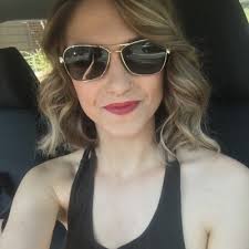 Leah Miles (@leahmiles24)