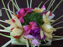 Hasil gambar untuk banten yadnya