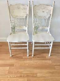 Vintage Farmhouse Off White Wood Rustic Dining Chairs Etsy Rustic Dining Chairs Farmhouse Chairs Painting Old Chairs