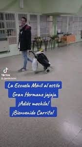 La Escuela Móvil al estilo Gran Hermano jajaja., ¡Adiós mochila! 🎒,  ¡Bienvenido Carrito!🏮, Cuando por suerte no te llevas la casa a la escuela  porque no te entra todo en la mochila o en las bolsas , ...