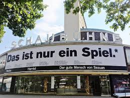 »fräulein julie«frei nach august strindbergregie: Schaubuhne Am Lehniner Platz Theatre In Charlottenburg Berlin
