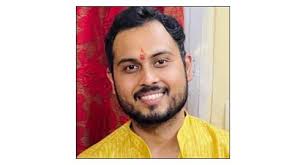 Jhumpa Lahiri rejects award over keffiyeh ban by NY museum