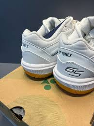 Giày Cầu Lông Yonex 65Z4 Women | Tinh tế và nổi bật