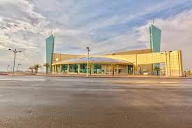مدينة تبوك ، مقر إمارة منطقة تبوك وكبرى مدن شمال السعودية ، وحولها بعض من أهم الآثار في الجزيرة العربية. Ù…Ø³Ø¬Ø¯ Ø¬Ø§Ù…Ø¹Ø© ØªØ¨ÙˆÙƒ ØªØ­ÙØ© Ù…Ø¹Ù…Ø§Ø±ÙŠØ© ØªØ­ØªØ¶Ù† Ø§Ù„Ù…ØµÙ„ÙŠÙ† Ø£Ø®Ø¨Ø§Ø± Ø§Ù„Ø³Ø¹ÙˆØ¯ÙŠØ© ØµØ­ÙŠÙØ© Ø¹ÙƒØ§Ø¸