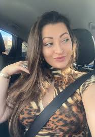 Dani Danielson's Instagram, Twitter & Facebook