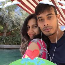 Can Nissan Navara D40 fix android display without changing dashboard board  panel?