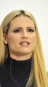 Michelle Litzinger's Instagram, Twitter & Facebook