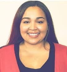 Erica Lowe's Instagram, Twitter & Facebook