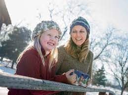 Got Winter Hat Hair Try These Genius Fixes Your Mom Was Right You Should Always Wear A Hat When It S Cold Out And With The Hat Hairstyles Haute Hair Hair