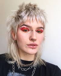 I just moved to west branch and I am looking for a good hairstylist! Who's  good around here?! The hair style I'm looking for