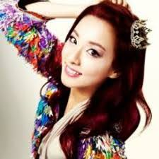 Dora Quinn's Instagram, Twitter & Facebook