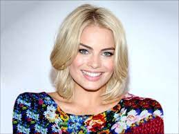 bob frisur mit mittelscheitel und zwei stufen margot robbie margot robbie margot robbie height margot