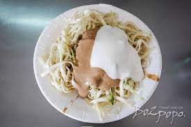 專屬嘉義的吃法配上師傅特調的醬料配方 一口吃下去真的有秒回嘉的感覺 食材 項目 份量 白麵 一斤 小黃瓜絲 1/2根 å˜‰ç¾©å¸‚ æ±å€ æ­£ å…¬åœ'è€åº—æ¶¼éºµ åŠ äº†ç¾Žä¹ƒæ»‹çš„å¥‡ç‰¹æ¶¼éºµ è±¬å°è© çš„é£Ÿæ—…éš¨è¡Œ