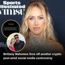 Stacey Mclain's Instagram, Twitter & Facebook