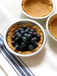 Mini graham cracker crust recipe. Graham Cracker Pie Crust Recipe Be Brave And Bloom