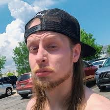 Justin Beauchamp's Instagram, Twitter & Facebook