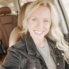 Krista Ingram's Instagram, Twitter & Facebook