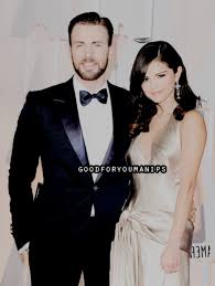 Chris evans taught himself how to sew to surprise his dog after surgery, and it's unbelievably pure. Pin By Natalie On Marvel Bae Selena Gomez Chris Evans Selena