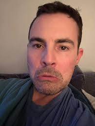 Alroight you hornbags and hunks of spunk, let's see your best Sandy Freckle  face. Post in the comments!