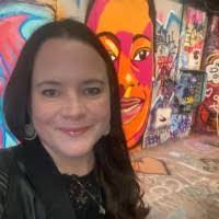 Fiona Mason's Instagram, Twitter & Facebook