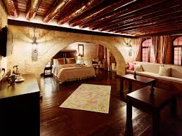 Saadet Adli Kullanicinin Evler Panosundaki Pin 2020 Oteller Avlu Ev Malikane