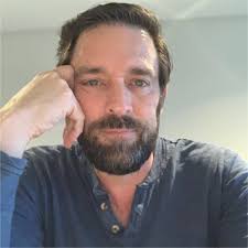 D L Merlin Voiceover Narrator