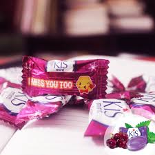 Download the perfect kiss pictures. Permen Kiss Kemasan 1 Pack Permen Aneka Rasa Permen Buah Permen Manis Manisan Lazada Indonesia