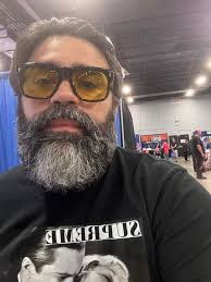 Yves in Stallion w yellow to gray transition by Anthony Aiden Optician.  @terrorcon2024