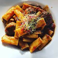 Conveniently located restaurants include l'instant braisé, le patacrêpe, and nino. Nino Les Pennes Mirabeau Restaurant Reviews Photos Phone Number Tripadvisor