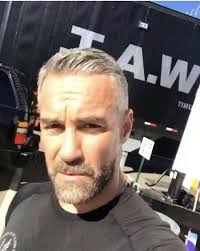 Jay z -big pimpin or Dre