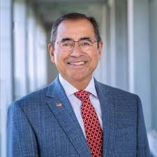 46 Agents in Houston Office, 12525 Memorial Drive