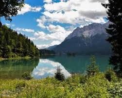 Wir zeigen dir drei sehr schöne orte im berchtesgadener land. Informationen Zu Freizeitaktivitaten Ausflugszielen Und Sehenswurdigkeiten In Und Um Grainau Doatrip De