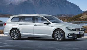 Bis zu 85 kilogramm haben die entwickler der neuen generation passat abtrainiert. Vw Neuer Plug In Passat Fahrt Bis Zu 55 Km Rein Elektrisch Ecomento De