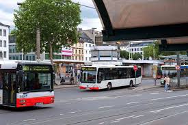 Flixbus stellt nur die plattform, busse und fahrer kommen von partnerunternehmen. Karneval So Fahren Busse Und Bahnen In Bonn