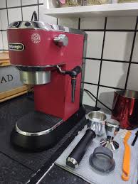 Cette machine expresso manuelle est une machine debutant. Delonghi Dedica Pump Espresso Metal Ec685 M Skroutz Gr