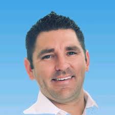 Vinh Quach Email & Phone Number