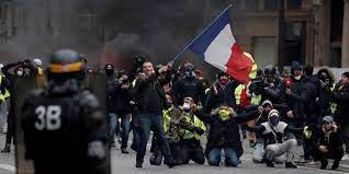 Gilet jaune acte 14 paris. Pour Leur Acte 12 Les Gilets Jaunes Veulent Mettre A L Honneur Leurs Blesses