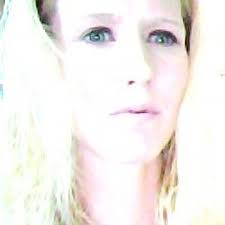 Trina Farris's Instagram, Twitter & Facebook