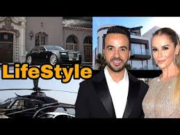 Fonsi is best known for daddy yankee featuring song, despacito. Luis Fonsi Lifestyle Despacito Singer Biography Income House Cars Net Worth Youtube