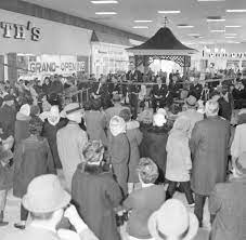 How Eastland Mall Transformed Twin Cities Local News Pantagraph Com