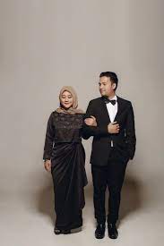 We did not find results for: Wedding Photography Visit These Really Charming Wedding Snap Pin Idea Number 68783978 Pre Wedding Photoshoot Outfit Couple Photoshoot Studio Pre Wedding Poses